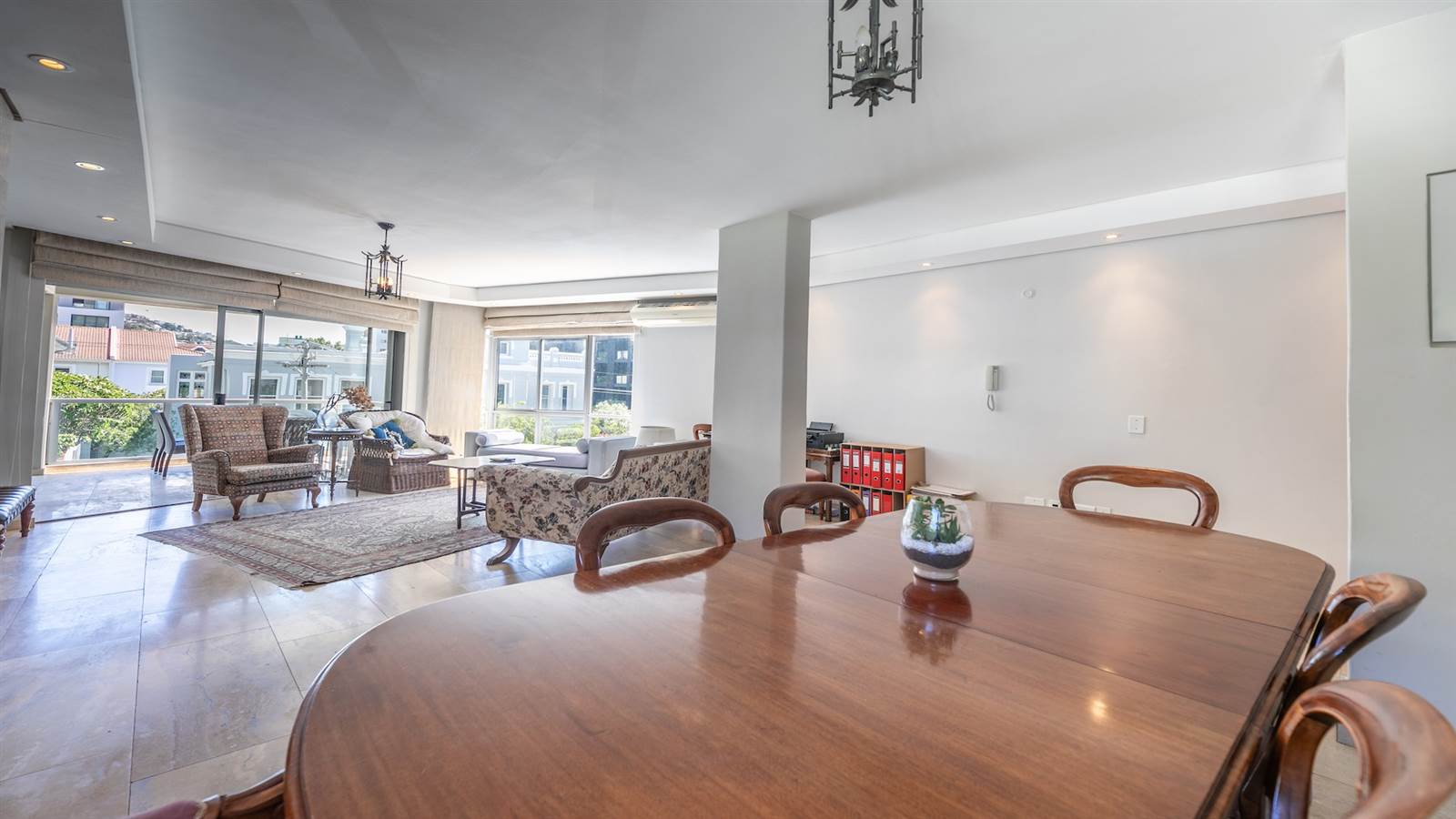 2 Bed Apartment in Fresnaye photo number 25