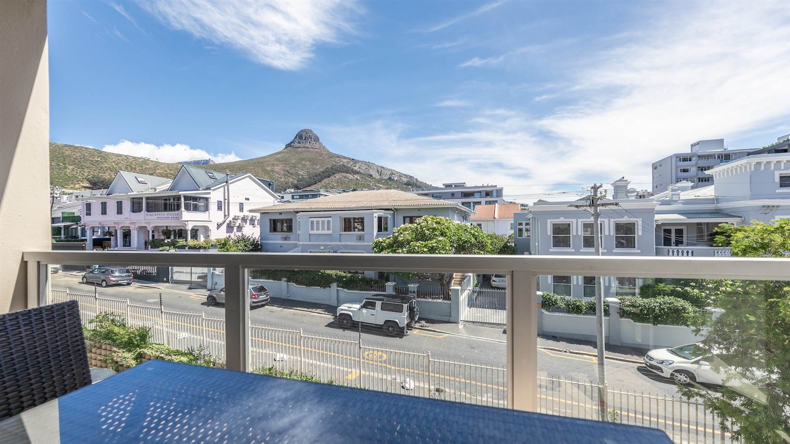 2 Bed Apartment in Fresnaye photo number 8