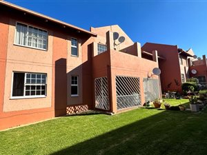 2 Bed Townhouse in Meyersdal