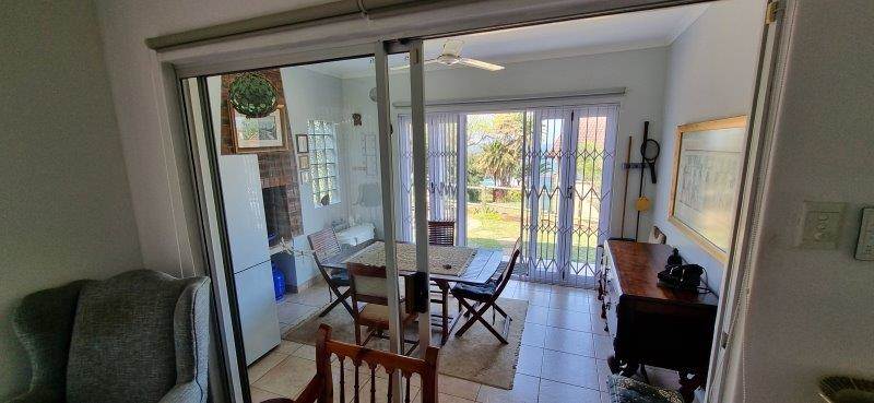 2 Bed Apartment in Bazley Beach photo number 6