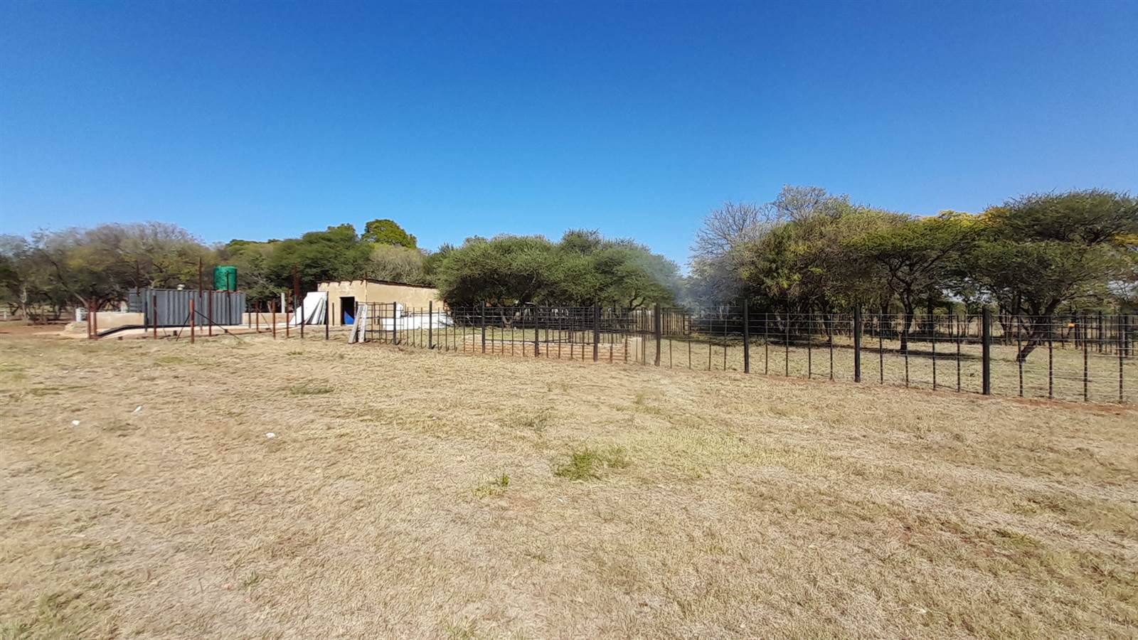 6.8 ha Land available in Hartbeespoort Dam photo number 6