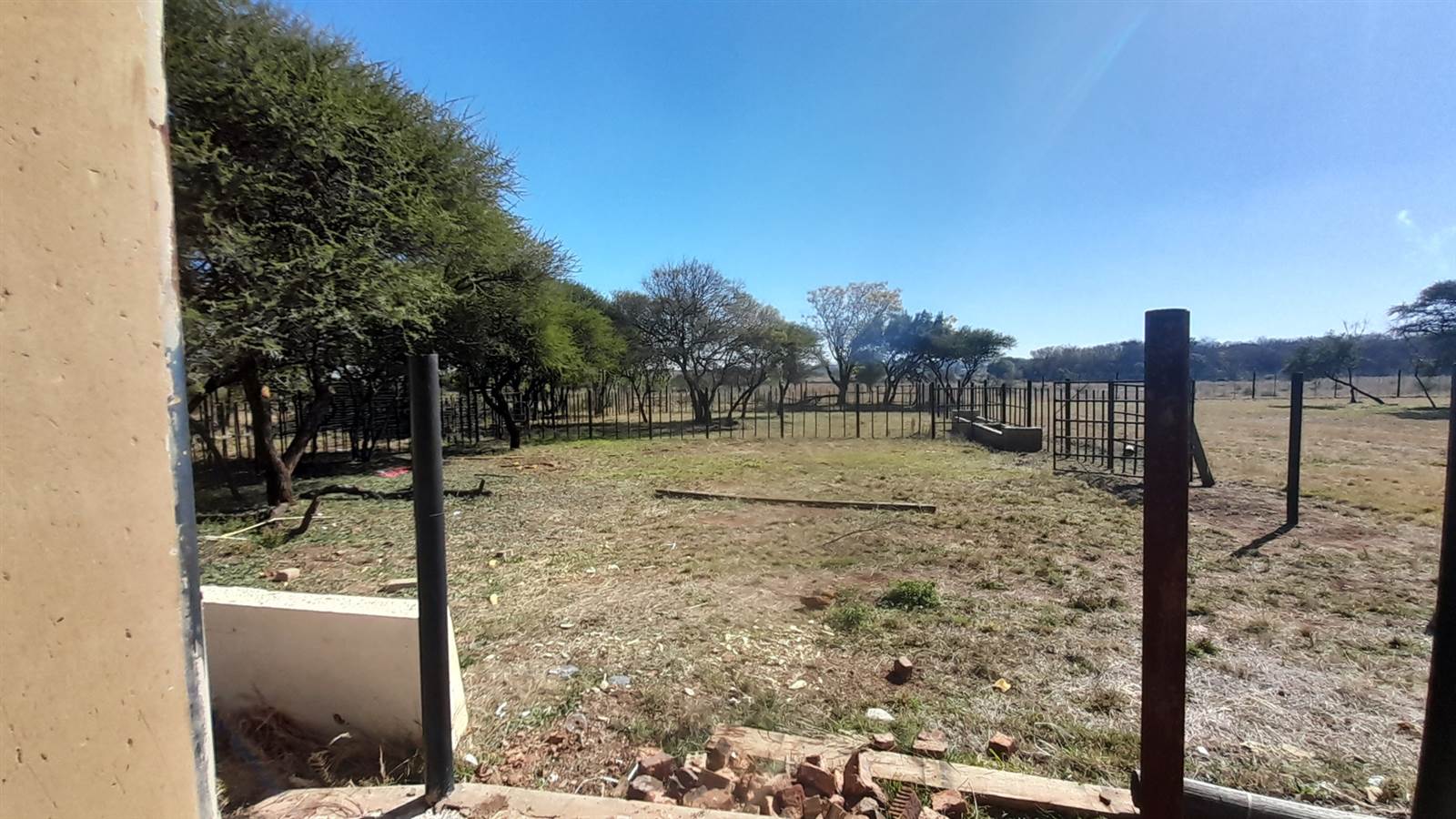 6.8 ha Land available in Hartbeespoort Dam photo number 9