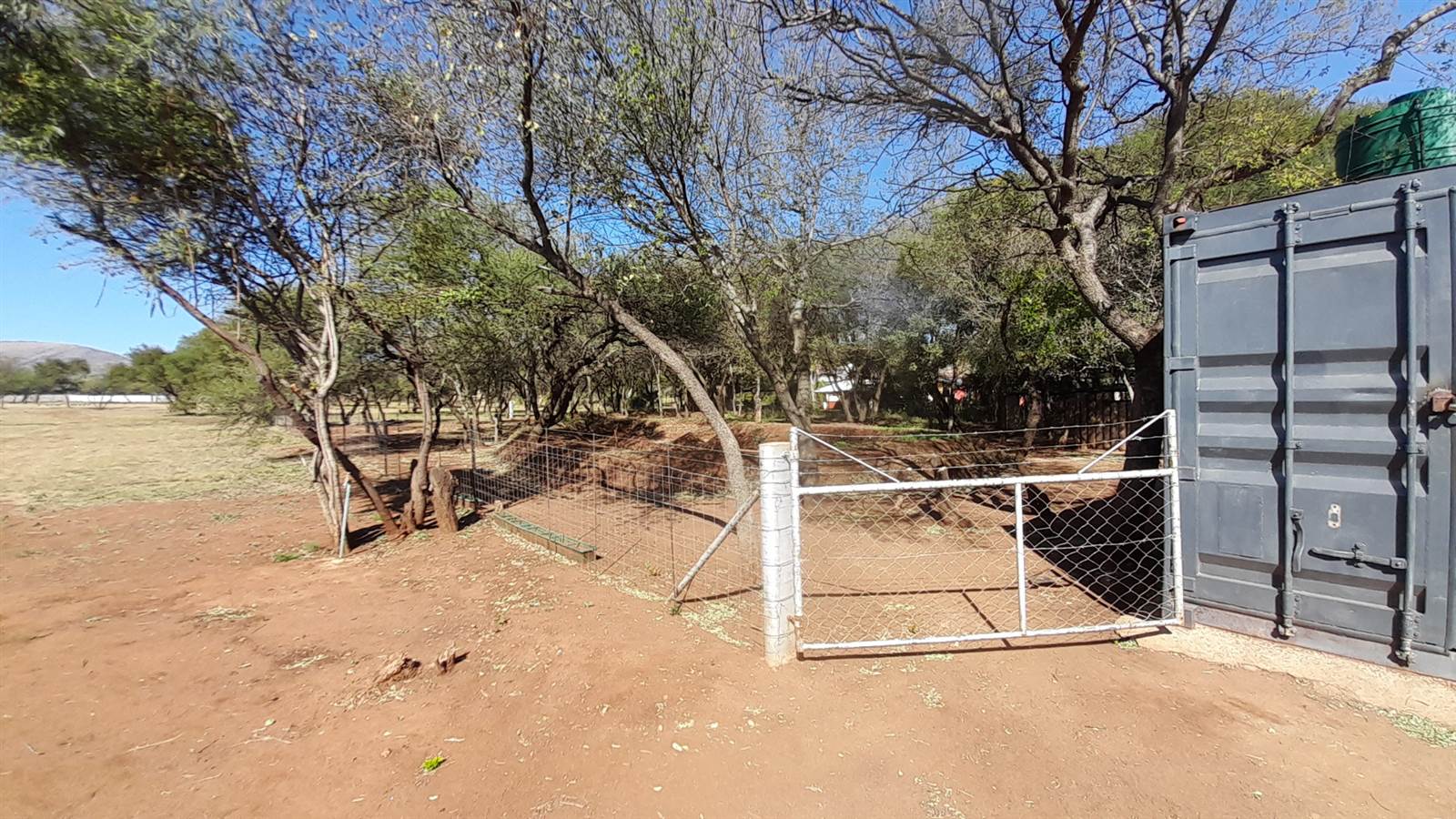 6.8 ha Land available in Hartbeespoort Dam photo number 12
