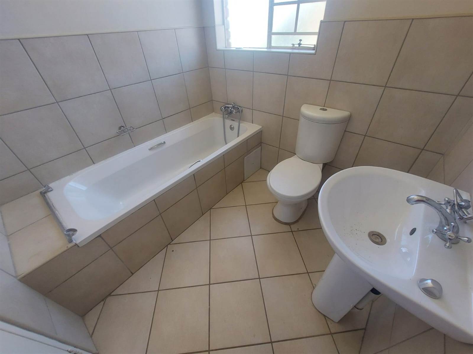 4 Bed Townhouse in Lydenburg photo number 16