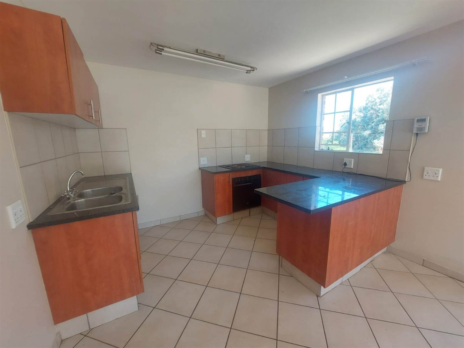 4 Bed Townhouse in Lydenburg photo number 9