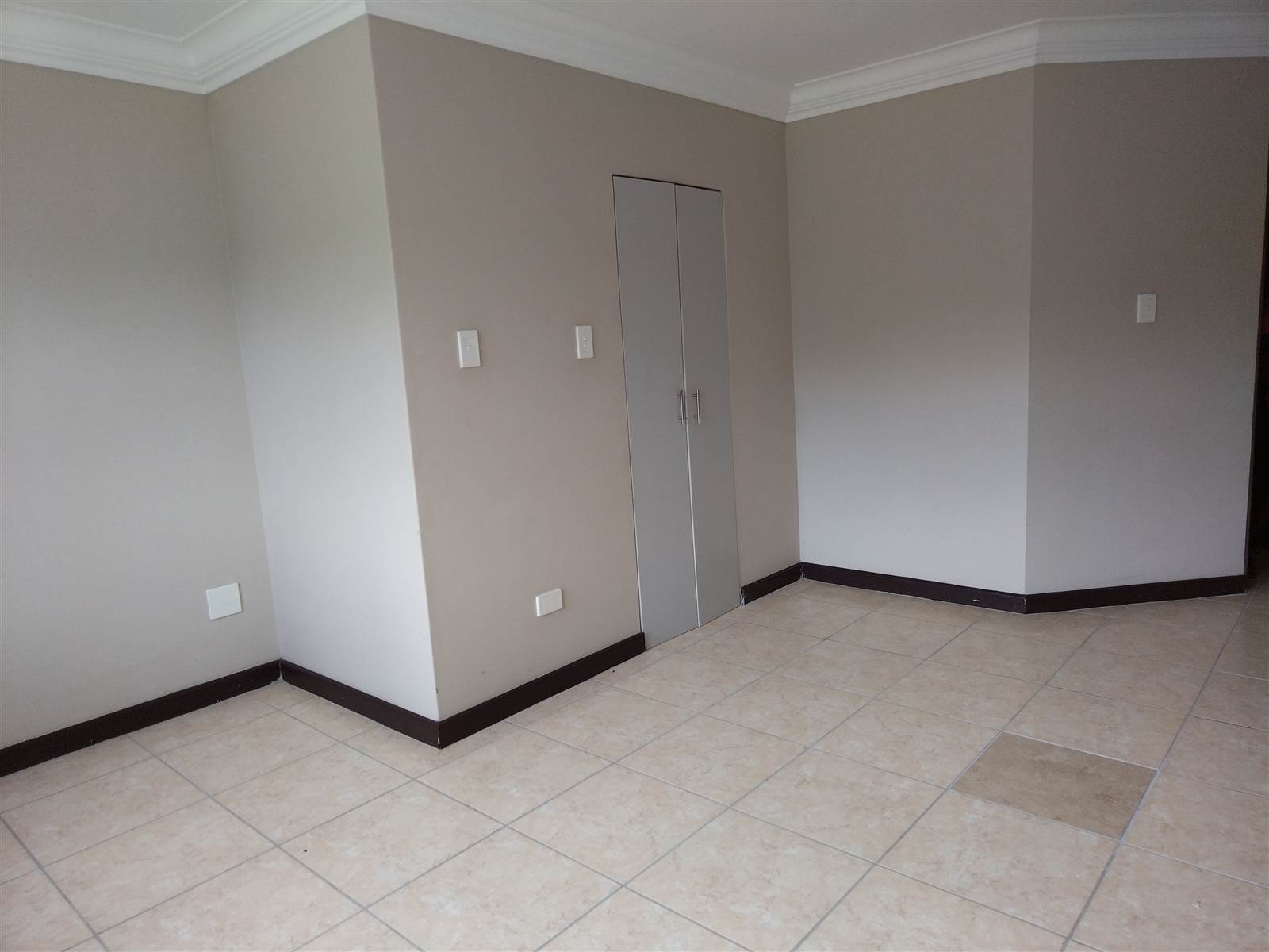 1 Bed Flat in Tongaat Central photo number 3