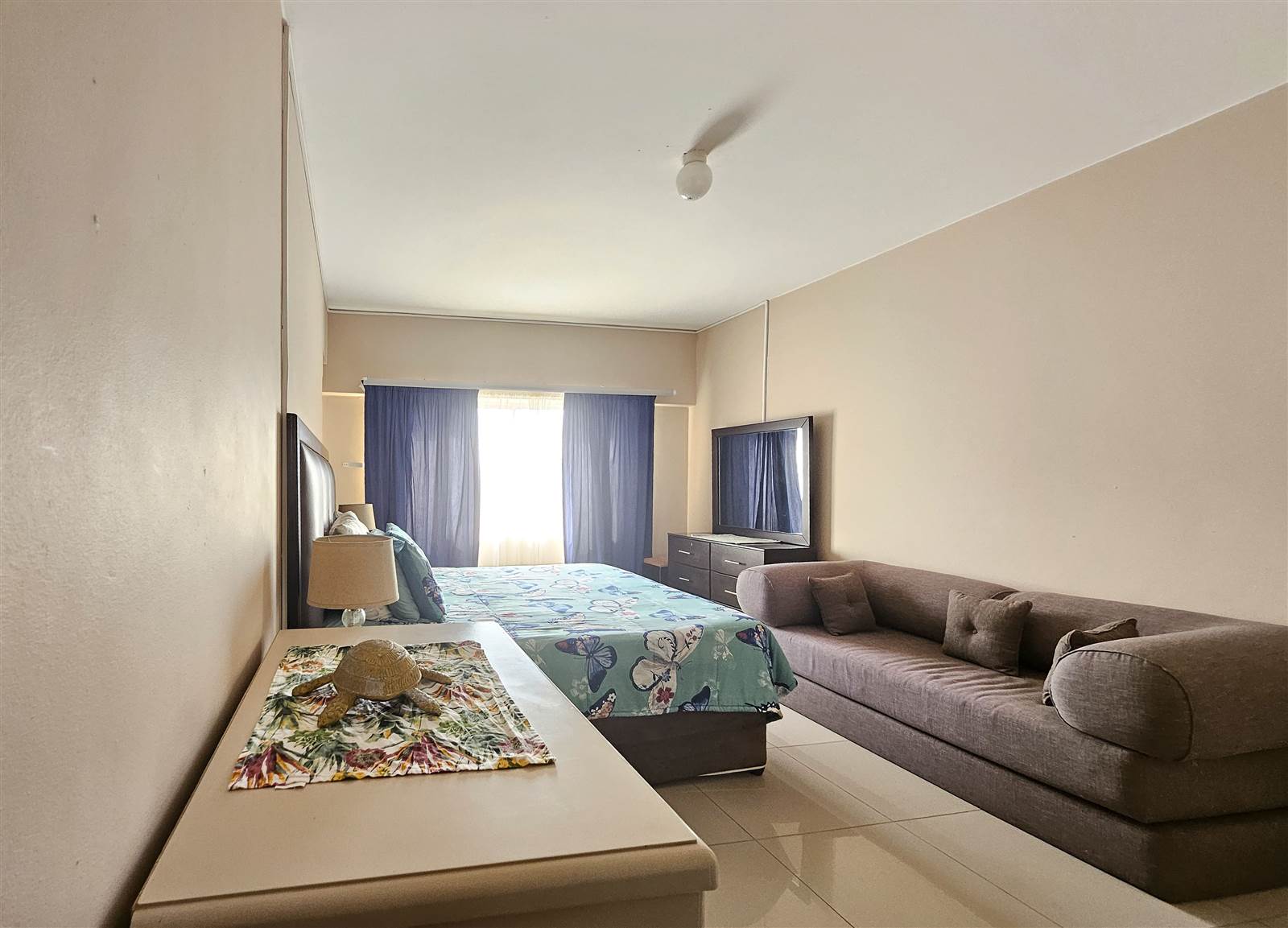 1 Bed Apartment in Amanzimtoti photo number 18