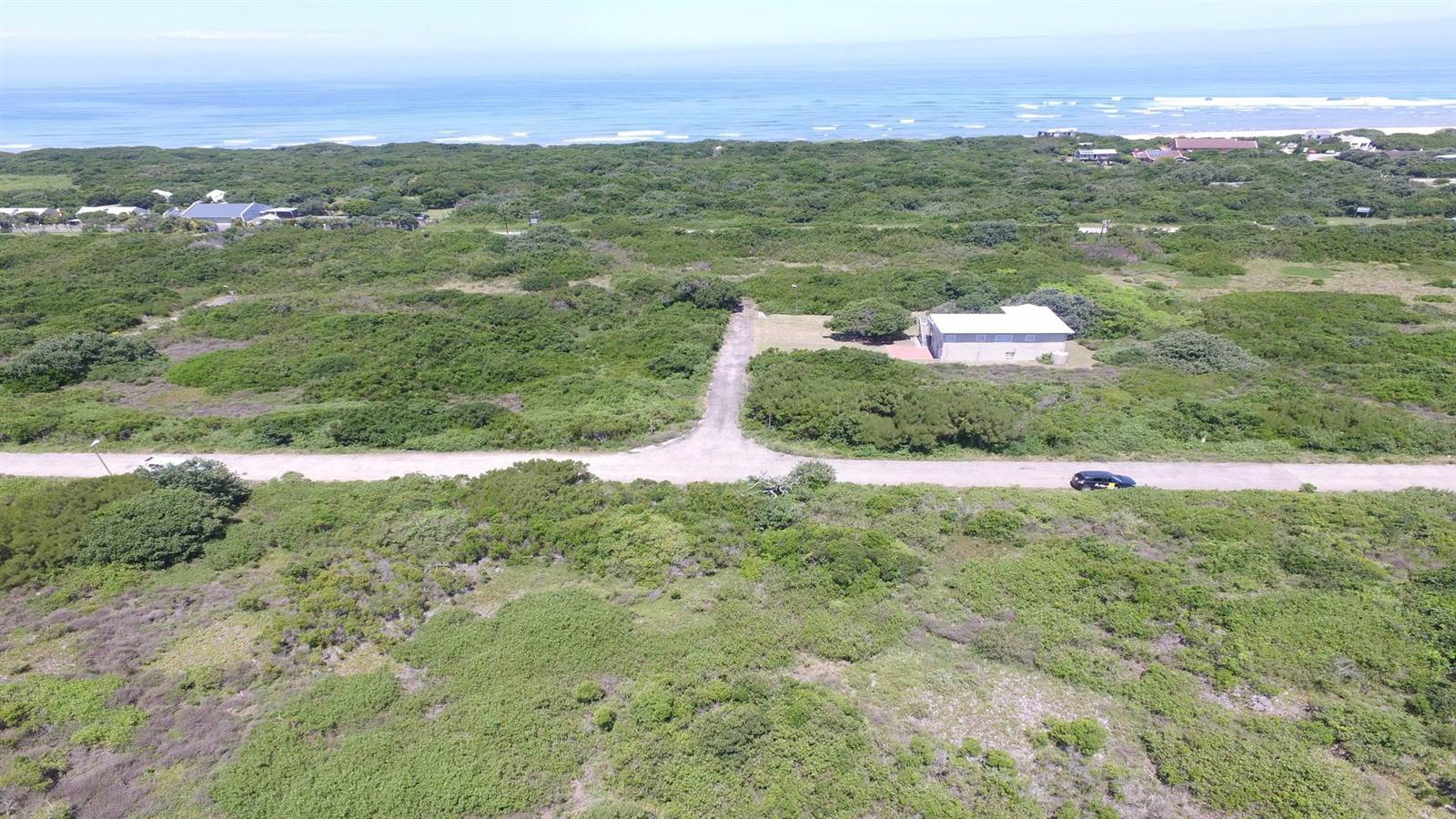 1015 m² Land available in Cannon Rocks photo number 11