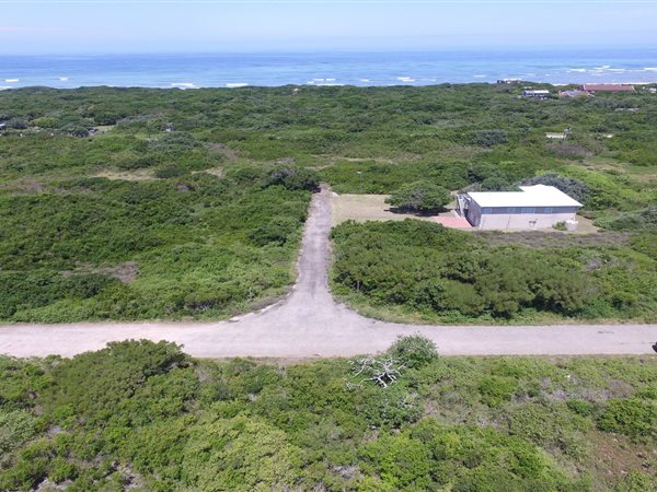1015 m² Land available in Cannon Rocks