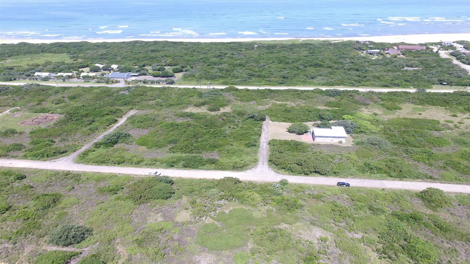 1015 m² Land available in Cannon Rocks photo number 5