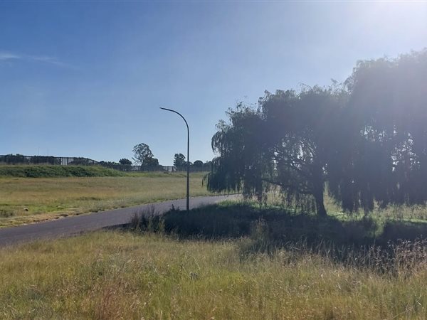 1354 m² Land available in Evander