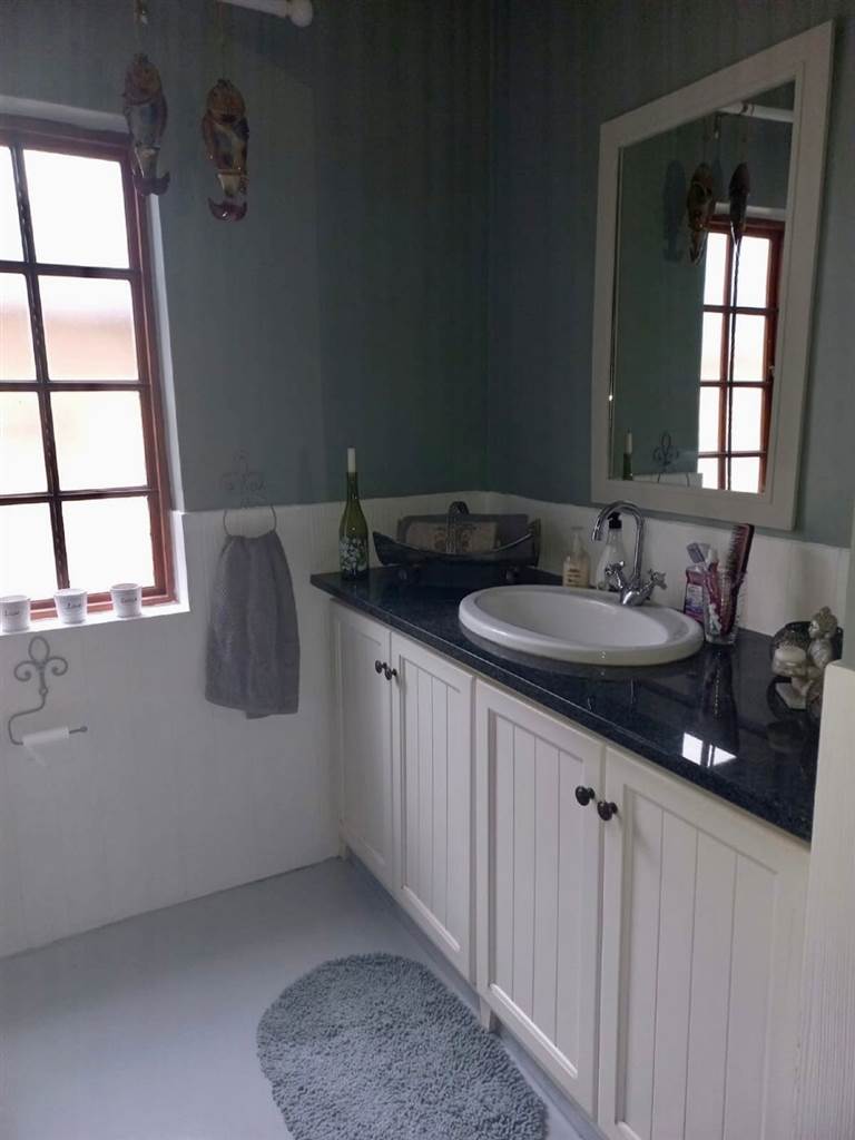 4 Bed Townhouse in Dullstroom photo number 20