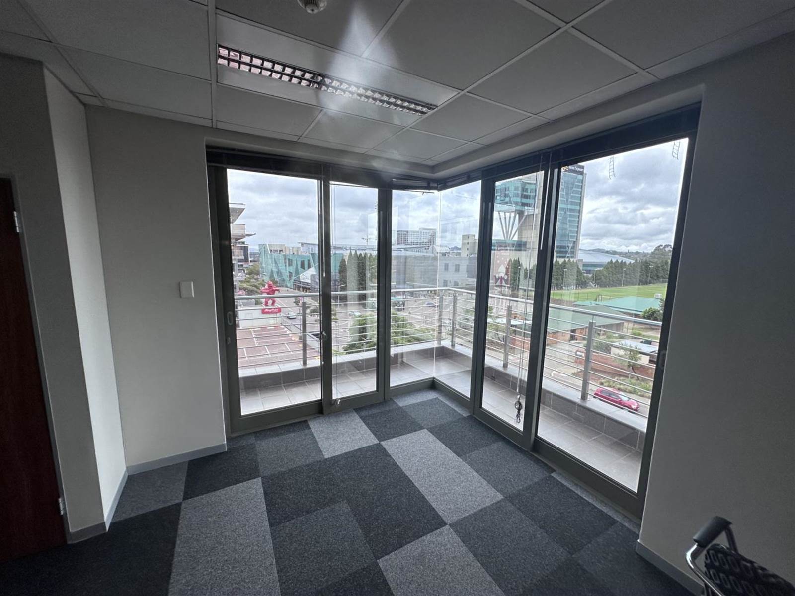 20000  m² Office Space in Menlyn photo number 13