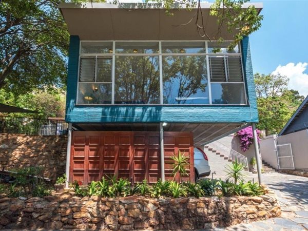 3 Bedroom House 3 Bedroom House