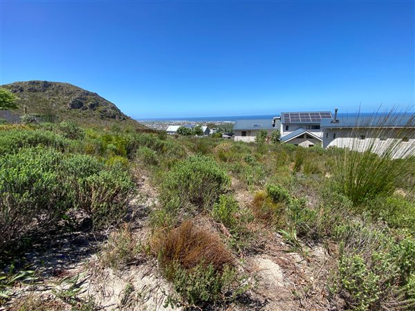 1873 m² Land available in Chanteclair