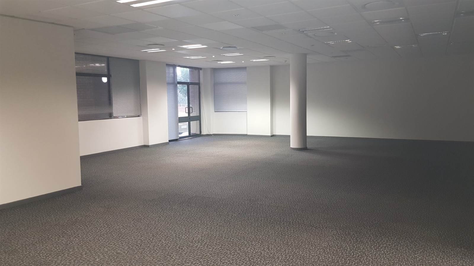 245  m² Commercial space in Parktown photo number 7
