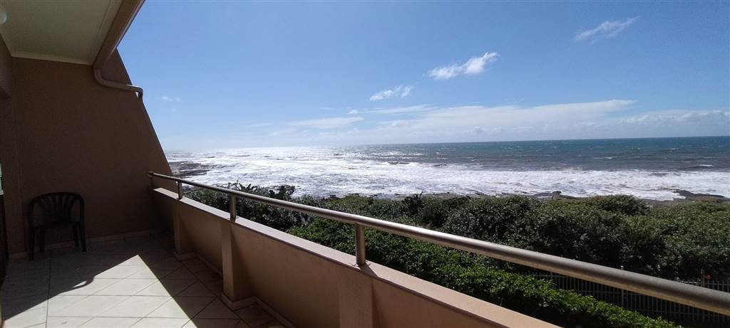 3 Bed Townhouse in Shelly Beach photo number 14