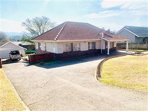 15 Bed House in Scottsville