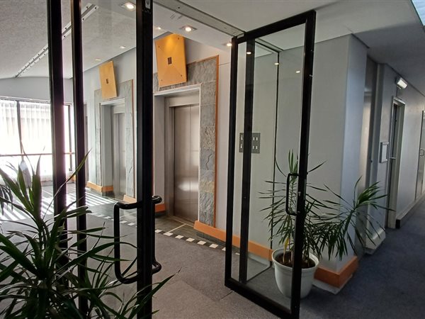 67 m² Office Space 67 m² Office Space