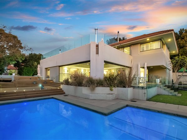 4 Bedroom House 4 Bedroom House