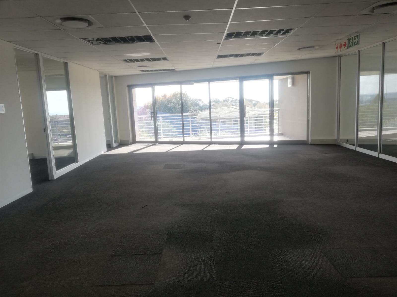 388.3  m² Commercial space in Woodmead photo number 15