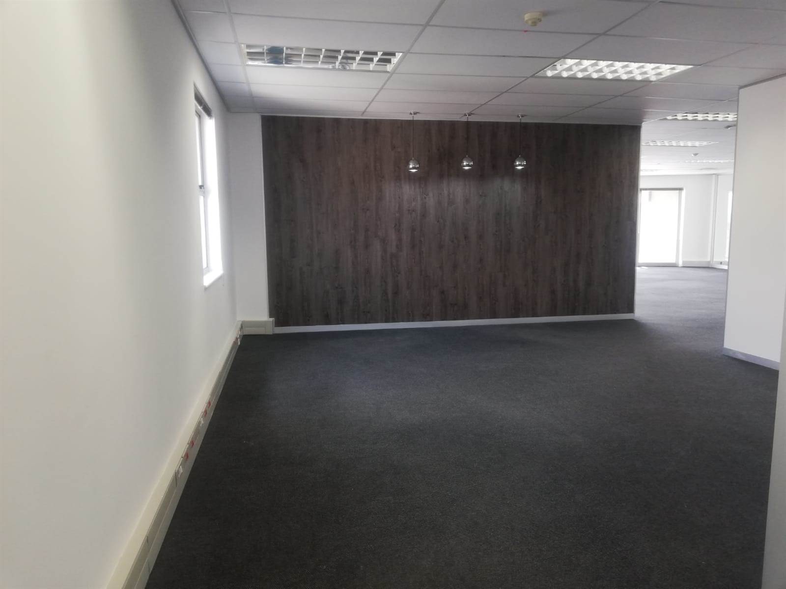 388.3  m² Commercial space in Woodmead photo number 10