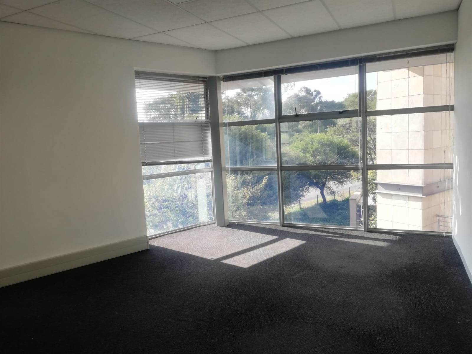 388.3  m² Commercial space in Woodmead photo number 18