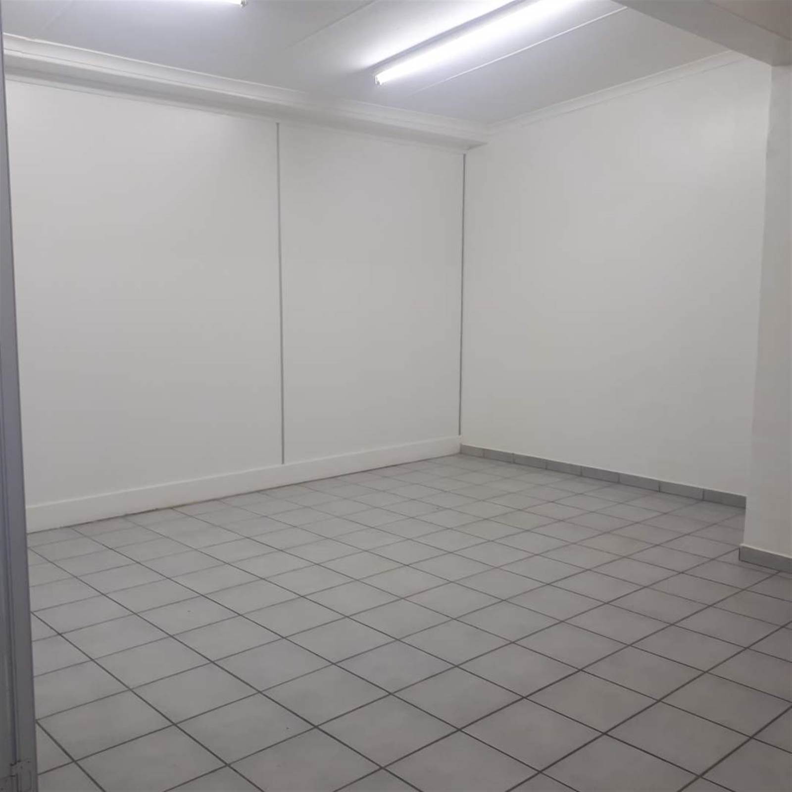 1100  m² Commercial space in Nelspruit Central photo number 13