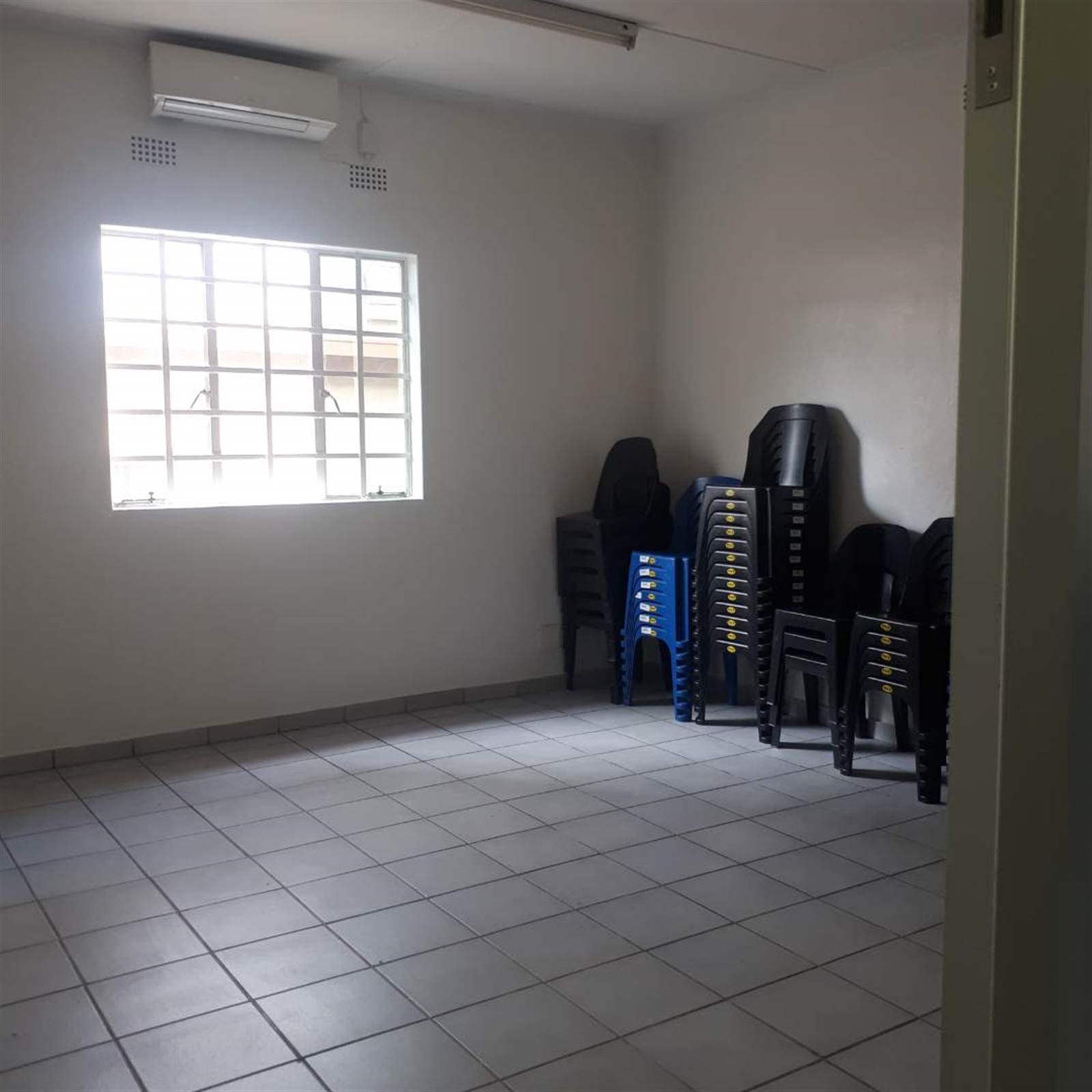 1100  m² Commercial space in Nelspruit Central photo number 14