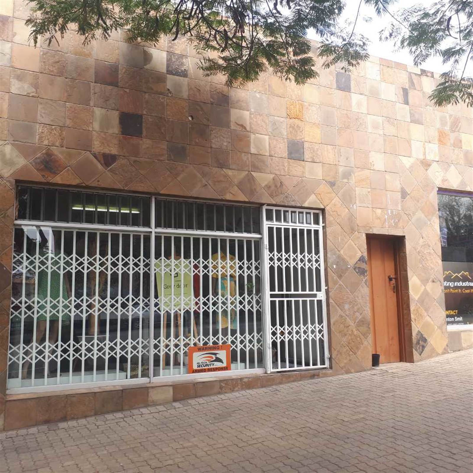 1100  m² Commercial space in Nelspruit Central photo number 3