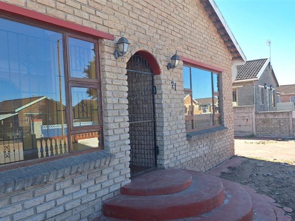 3 Bedroom House 3 Bedroom House