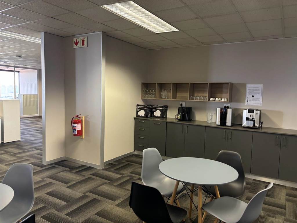 993  m² Commercial space in Braamfontein photo number 14