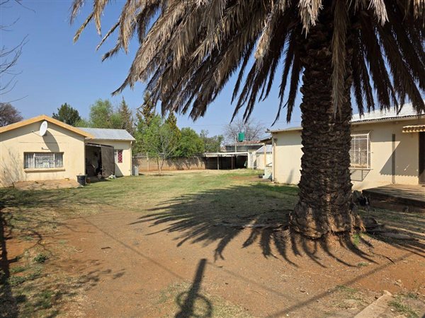 3 Bedroom House 3 Bedroom House