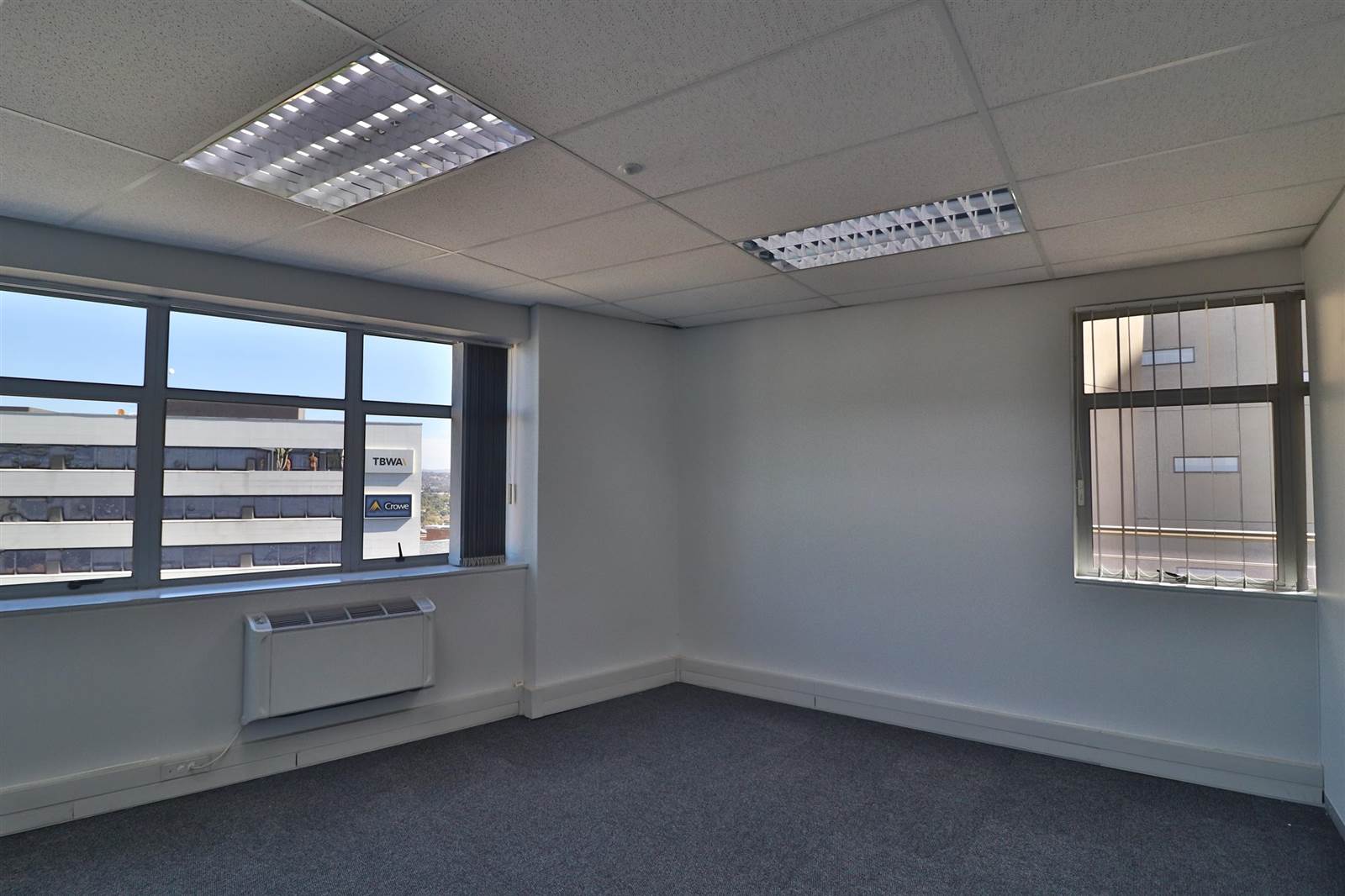 120  m² Commercial space in Sandhurst photo number 17
