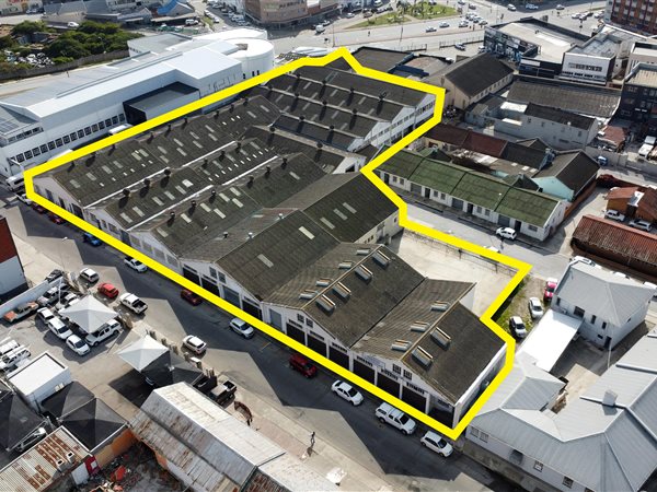 6 100  m² Industrial space