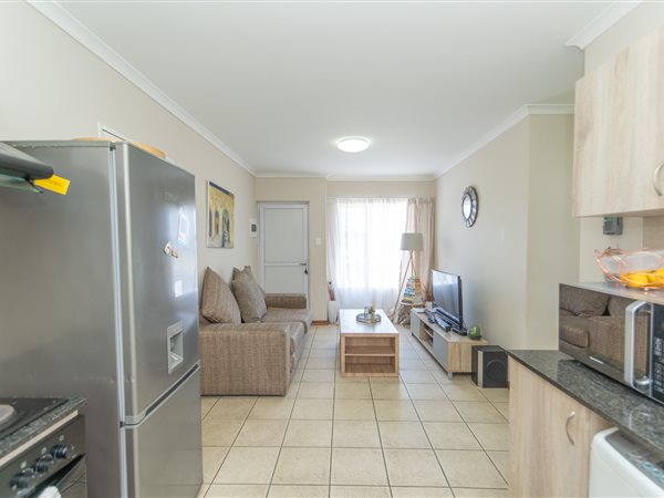 3 Bed Townhouse in Fairview