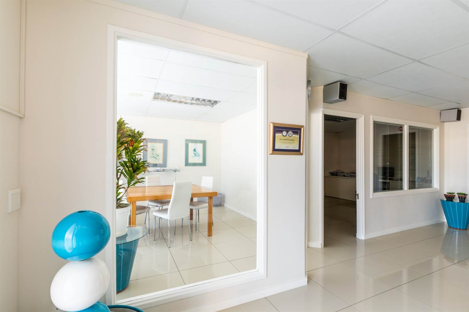126  m² Office Space in Plettenberg Bay photo number 3