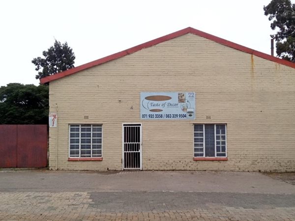 230  m² Industrial space in Jet Park