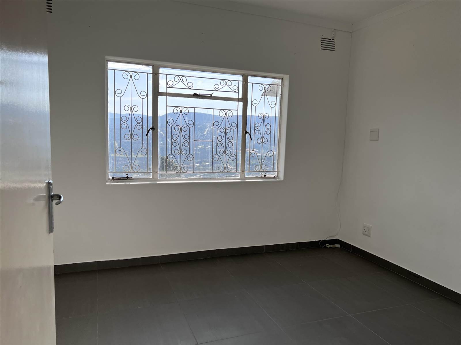 4 Bed House in Dunveria photo number 15
