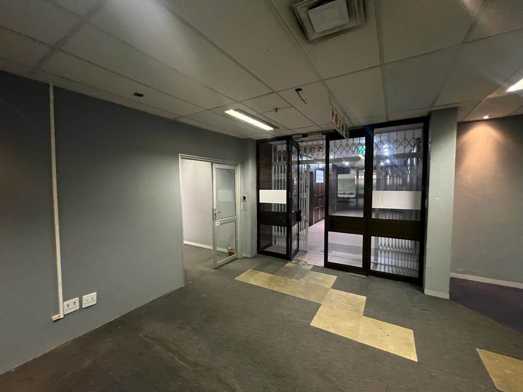 835  m² Commercial space in Braamfontein photo number 19