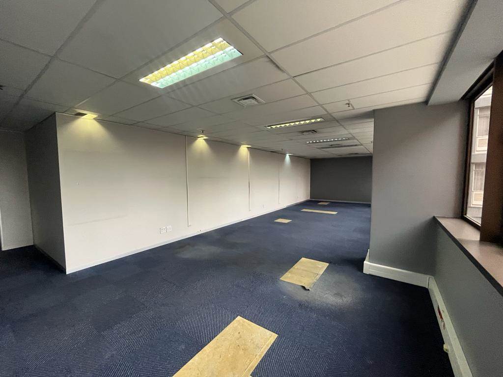 835  m² Commercial space in Braamfontein photo number 11