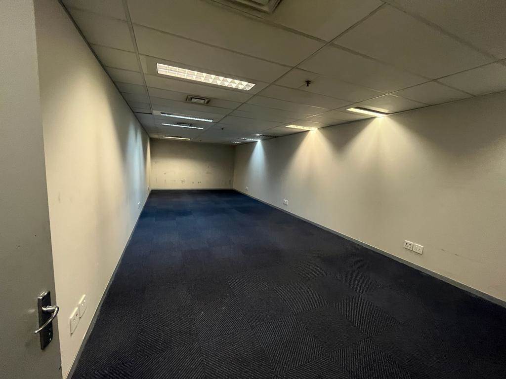 835  m² Commercial space in Braamfontein photo number 16