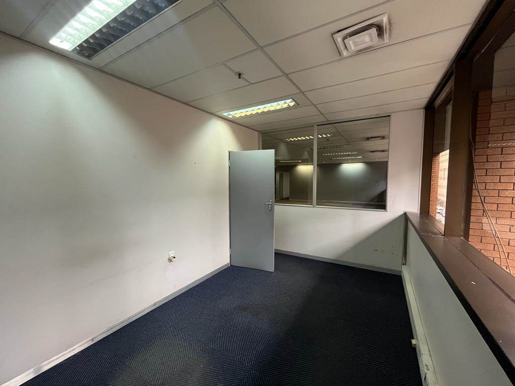 835  m² Commercial space in Braamfontein photo number 6