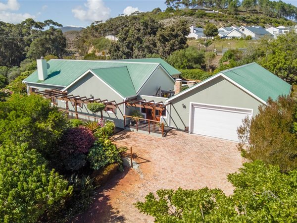 3 Bedroom House 3 Bedroom House