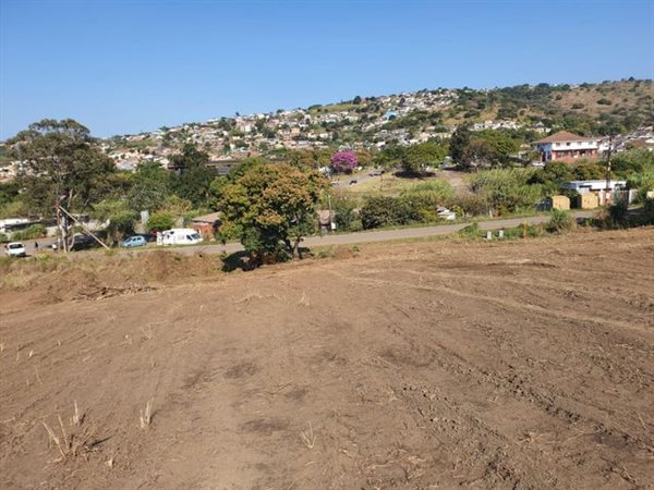 3.5 ha Land available in Verulam