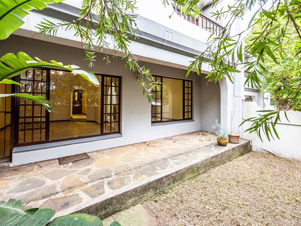 3 Bedroom Townhouse 3 Bedroom Townhouse