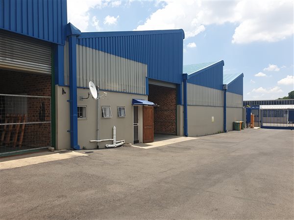 270  m² Industrial space