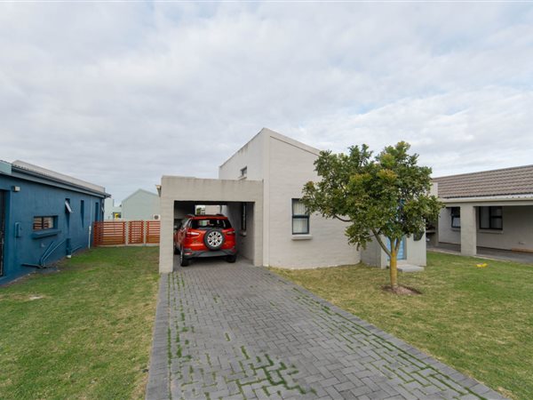 2 Bedroom House 2 Bedroom House