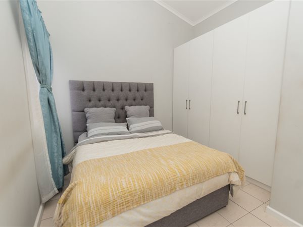 2 Bedroom House 2 Bedroom House