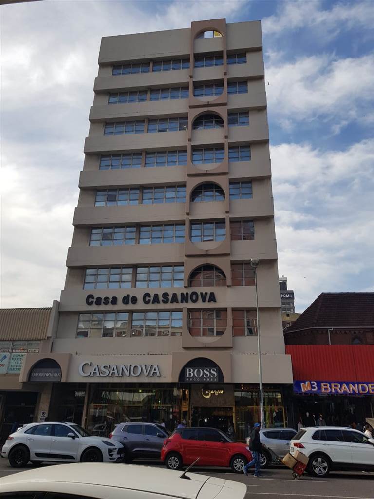 3581  m² Commercial space in Durban CBD photo number 2
